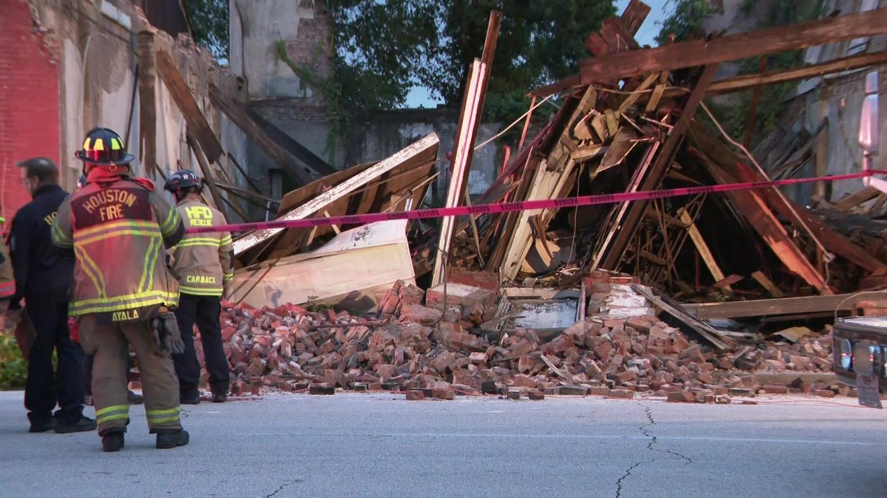 Abandoned building collapses in downtown Houston